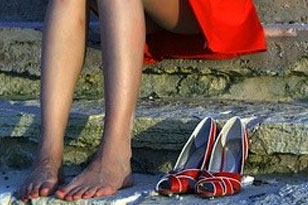 провоцировать